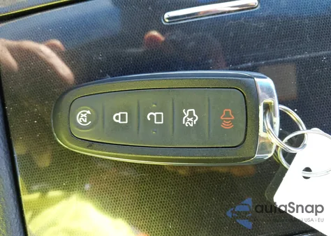 2014 Ford Taurus Sho z USA, uszkodzony, nr VIN 1FAHP2KT6EG142259